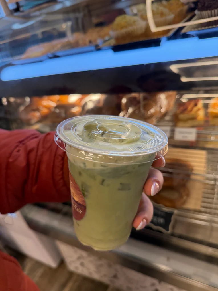 Croissant w/ Pistachio